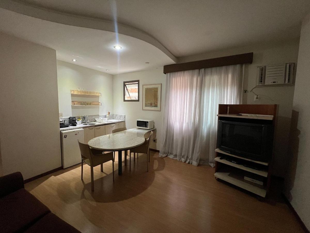 Locking'S Funcinarios 5 Apartment เบโลโอรีซอนชี ภายนอก รูปภาพ
